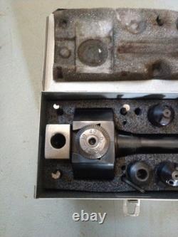 Bridgeport No. 2 Boring Head indexable boring bar set in case