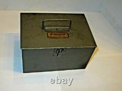 Bridgeport No. 2 R8 Shank Boring Head With Accessories Case