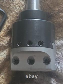 Interstate 3 Body Dia. Manual Offset Boring Head 06768139 with R8 Shank