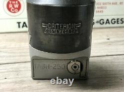 NICE CRITERION BORING HEAD TABH 250.0001 /. 001 1/2 CAP With R8 SHANK