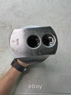 Precision Boring Head with R8 Shank Adjustable Micrometer Dial Taiwan Made
