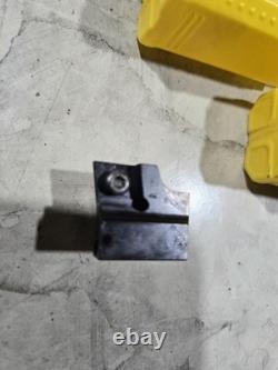 Sandvik C6-R820D-AA3060B Modular Boring Head With 3 R820D-AR18SCFC12A Capto C5