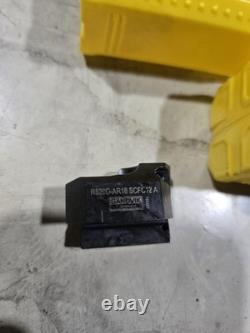 Sandvik C6-R820D-AA3060B Modular Boring Head With 3 R820D-AR18SCFC12A Capto C5